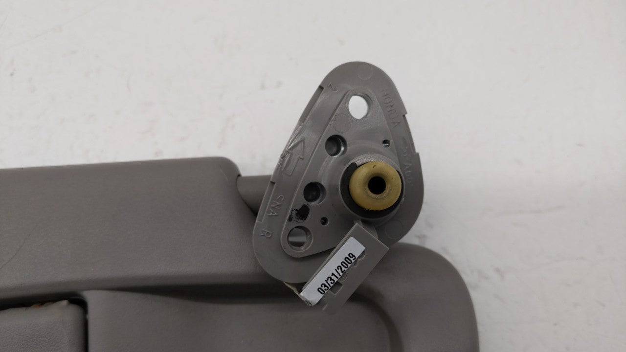 2006-2011 Honda Civic Sun Visor Shade Replacement Passenger Right Mirror Fits Fits 2006 2007 2008 2009 2010 2011 OEM Used Au