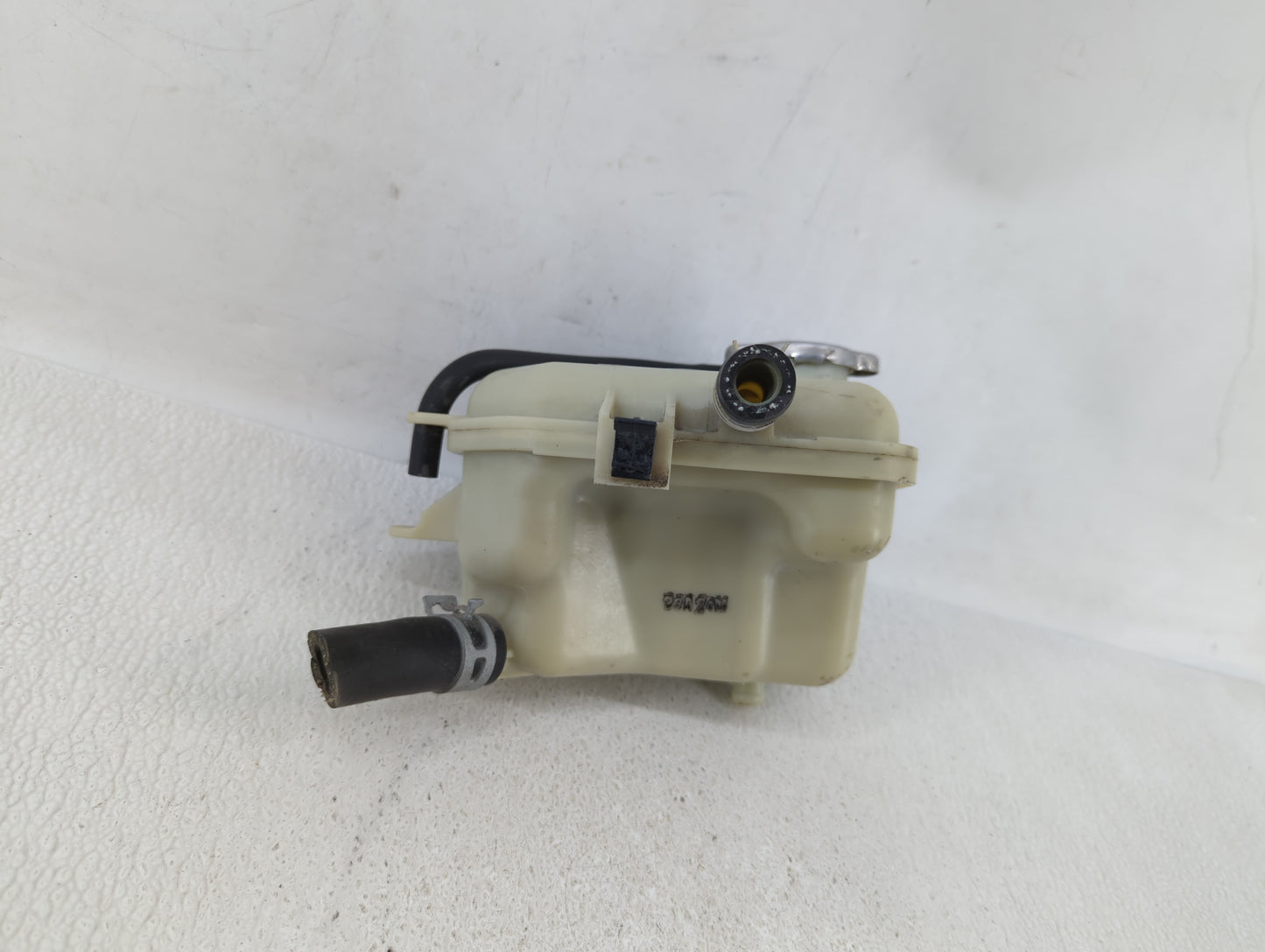 2012-2015 Honda Civic Radiator Coolant Overflow Expansion Tank Bottle 344665 - Oemusedautoparts1.com