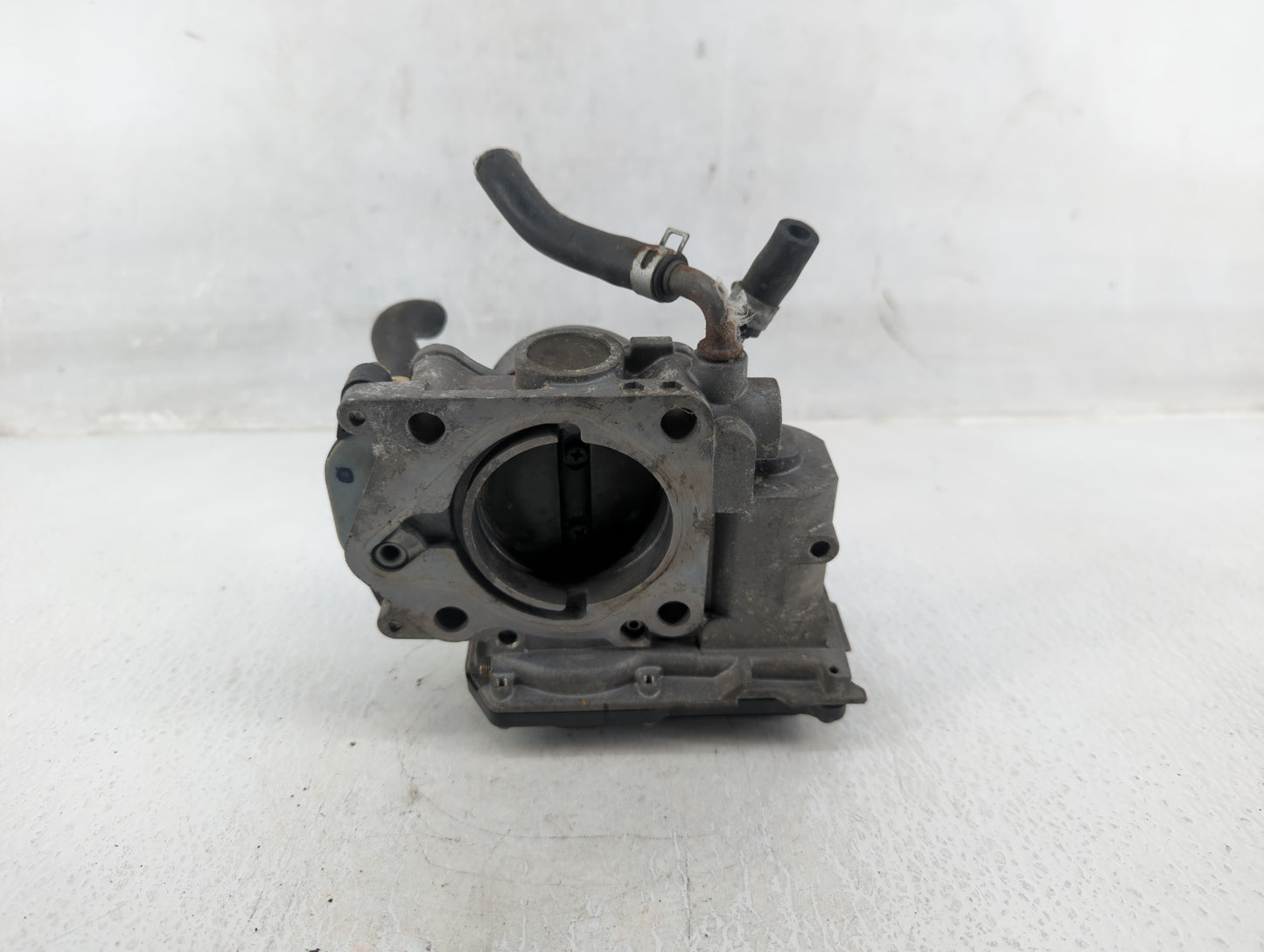 2006-2011 Honda Civic Throttle Body P/N:U20350072068 Fits Fits 2006 2007 2008 2009 2010 2011 OEM Used Auto Parts - Oemusedau