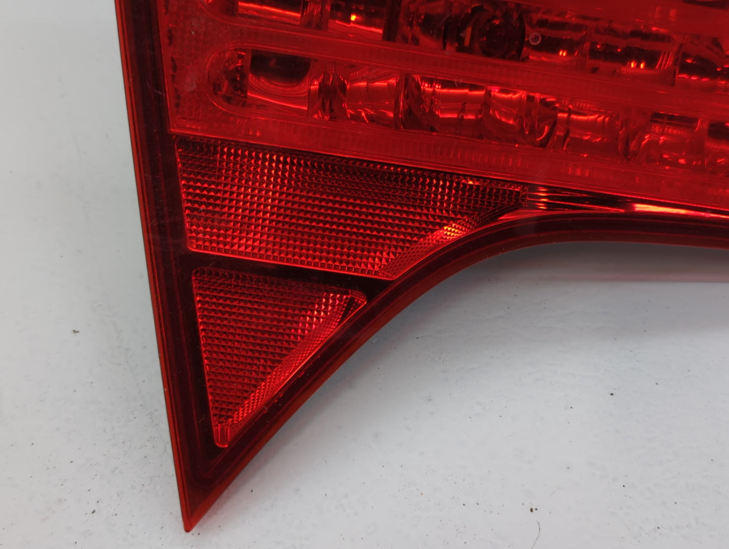 2006-2011 Honda Civic Tail Light Assembly Driver Left OEM Fits Fits 2006 2007 2008 2009 2010 2011 OEM Used Auto Parts - Oemu