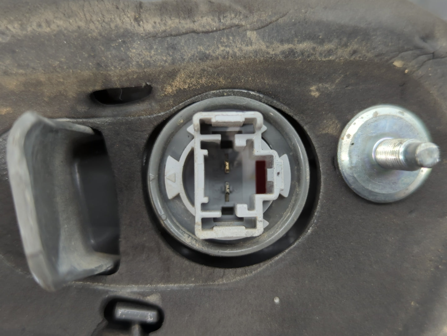 2006-2011 Honda Civic Tail Light Assembly Driver Left OEM Fits Fits 2006 2007 2008 2009 2010 2011 OEM Used Auto Parts - Oemu