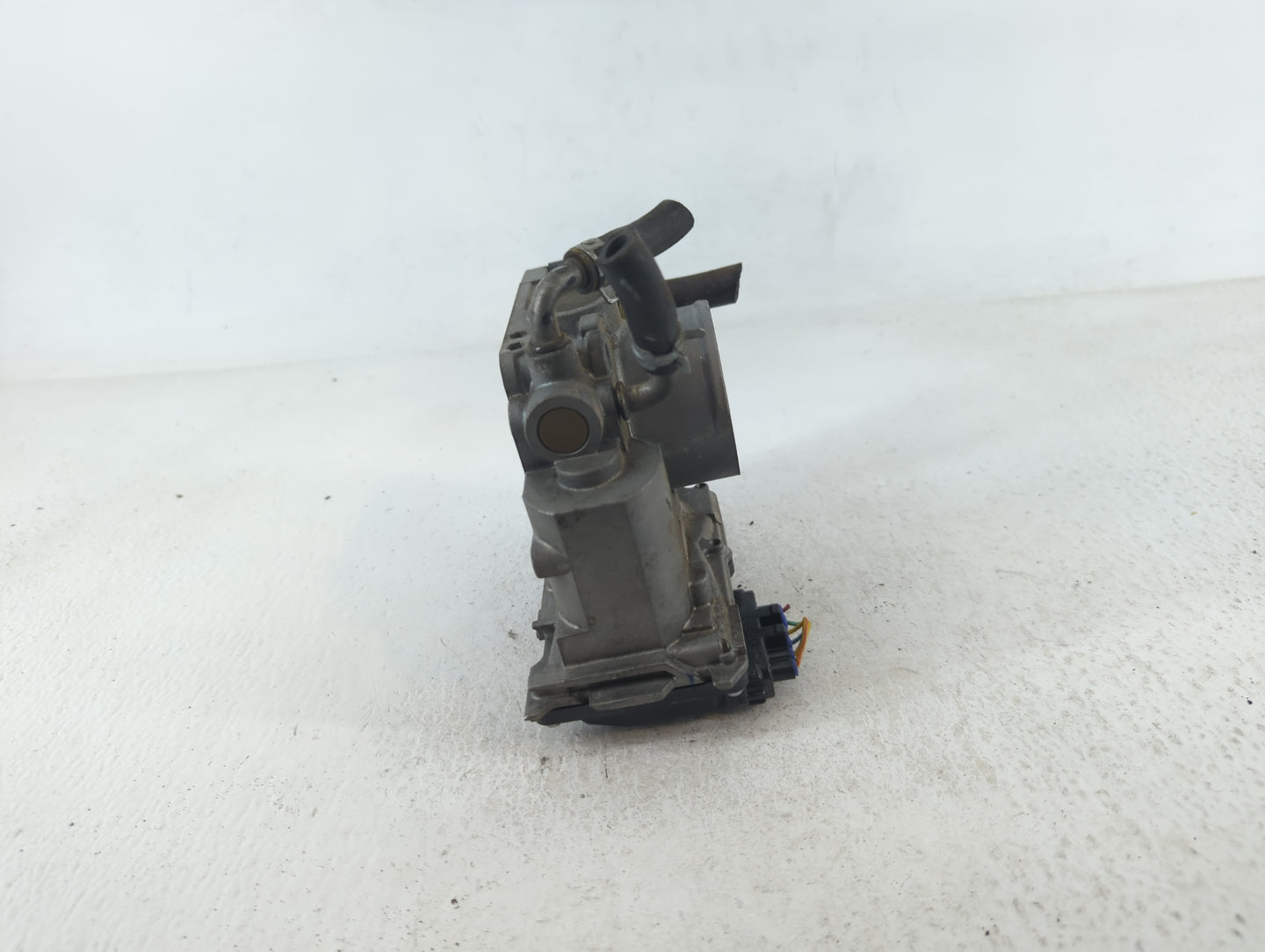 2006-2011 Honda Civic Throttle Body Fits Fits 2006 2007 2008 2009 2010 2011 OEM Used Auto Parts - Oemusedautoparts1.com
