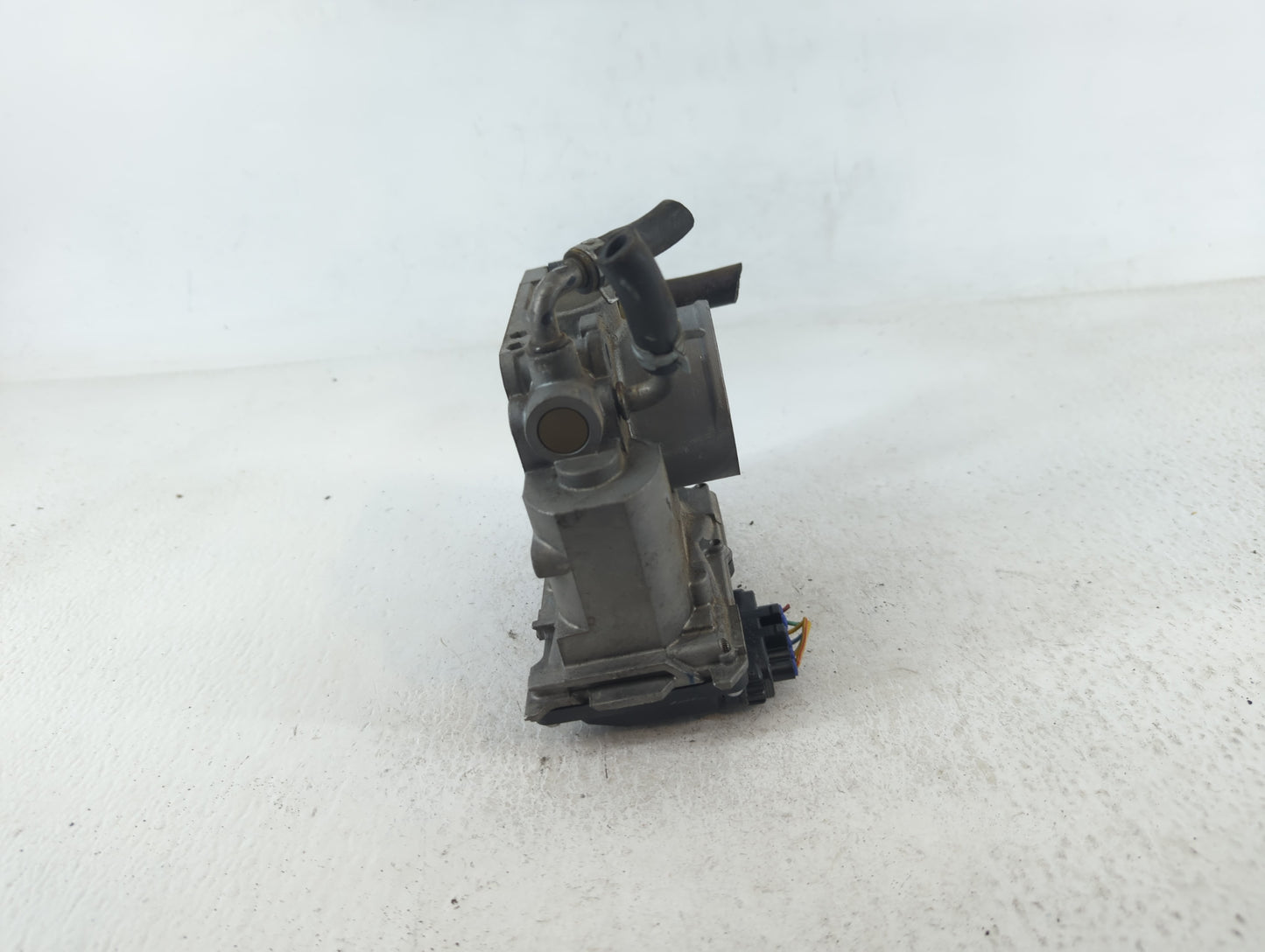 2006-2011 Honda Civic Throttle Body Fits Fits 2006 2007 2008 2009 2010 2011 OEM Used Auto Parts - Oemusedautoparts1.com