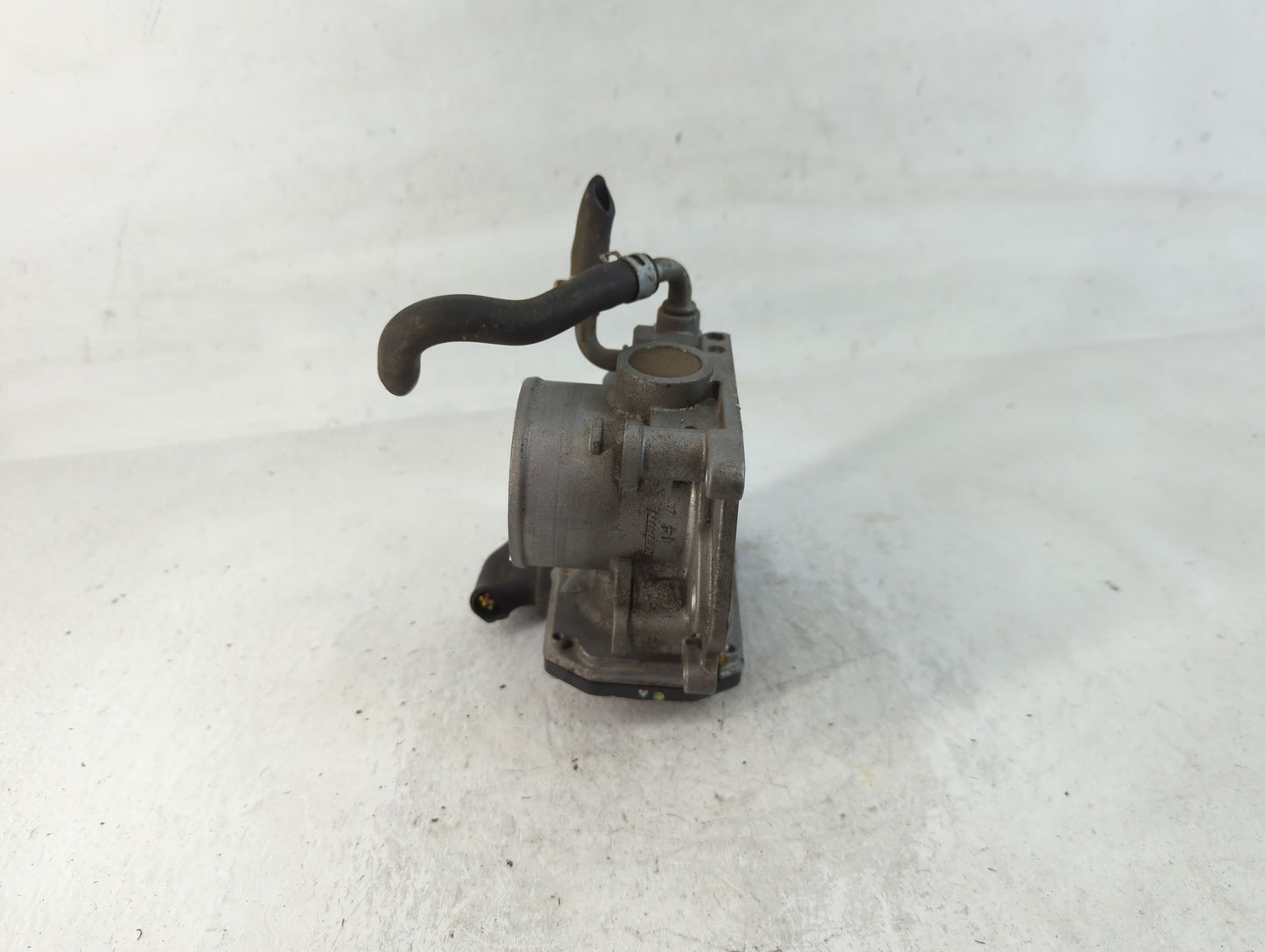 2006-2011 Honda Civic Throttle Body P/N:U30390085575 GMA4A Fits Fits 2006 2007 2008 2009 2010 2011 OEM Used Auto Parts - Oem