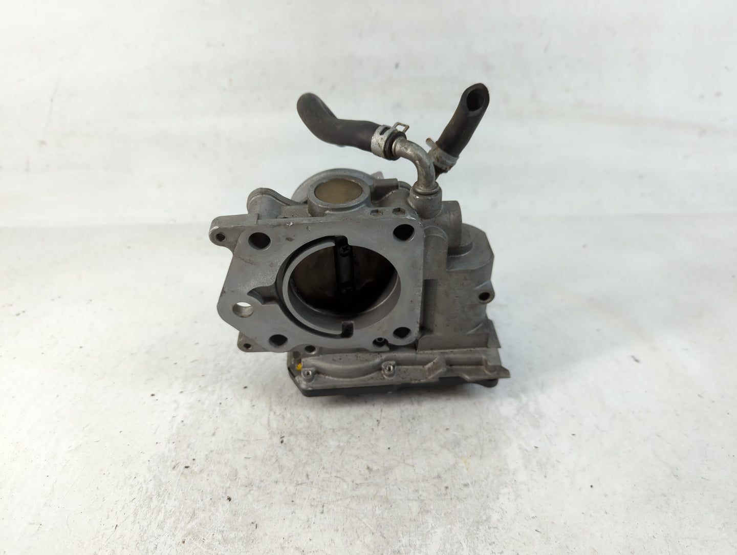 2006-2011 Honda Civic Throttle Body P/N:U30390085575 GMA4A Fits Fits 2006 2007 2008 2009 2010 2011 OEM Used Auto Parts - Oem