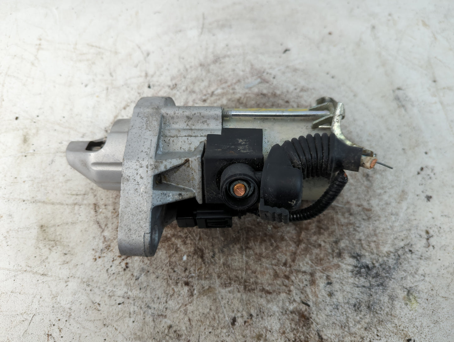 2006-2011 Honda Civic Car Starter Motor Solenoid OEM Fits Fits 2006 2007 2008 2009 2010 2011 OEM Used Auto Parts - Oemusedau
