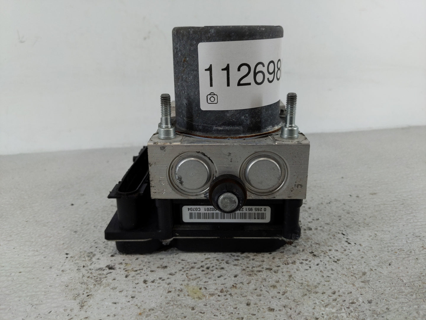 2010-2011 Honda Cr-V ABS Pump Control Module Replacement P/N:57110-SXS-A620-M1 Fits Fits 2010 2011 OEM Used Auto Parts - Oem
