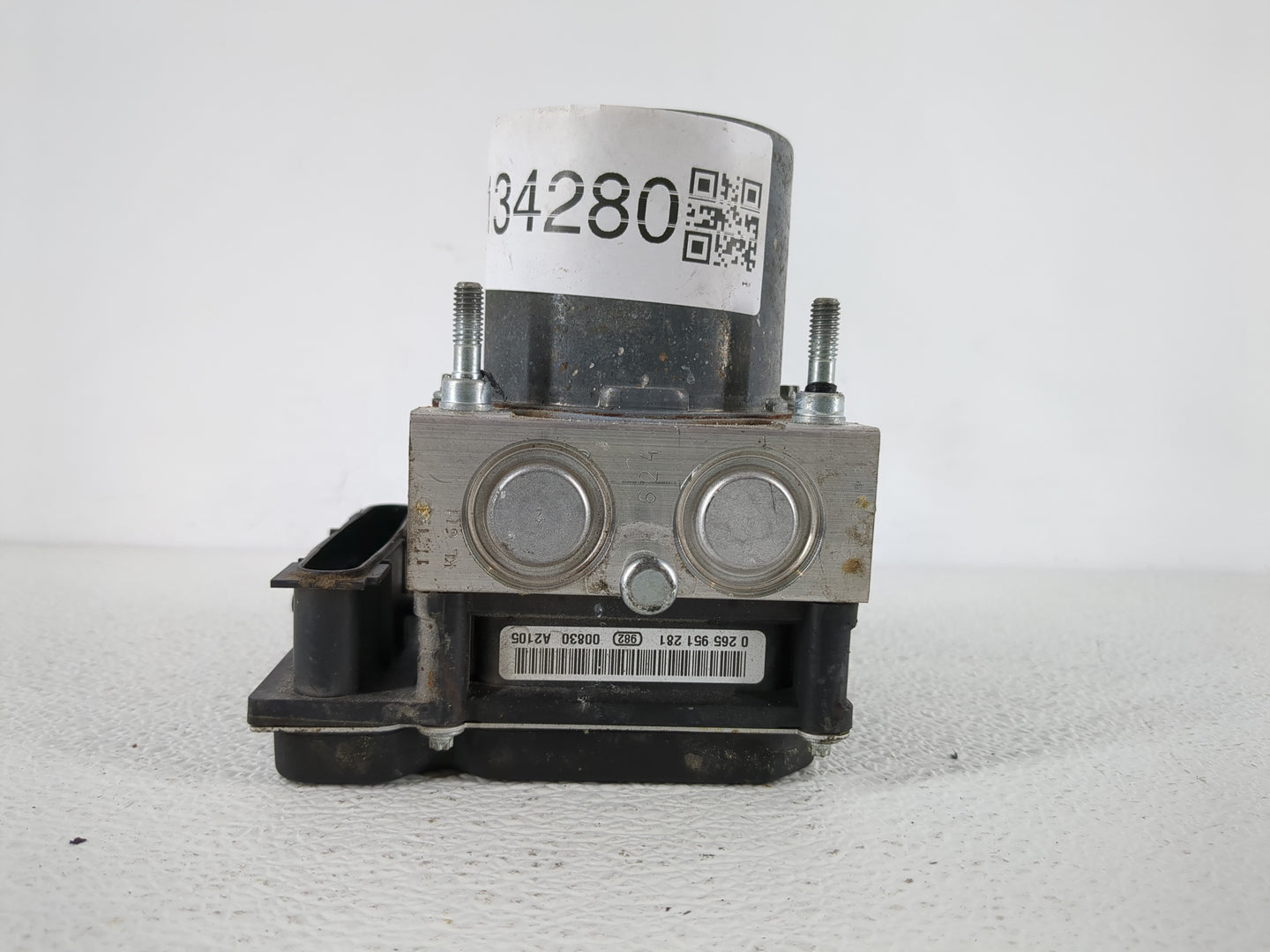 2010-2011 Honda Cr-V ABS Pump Control Module Replacement P/N:57110-SXT-A620-M1 Fits Fits 2010 2011 OEM Used Auto Parts - Oem