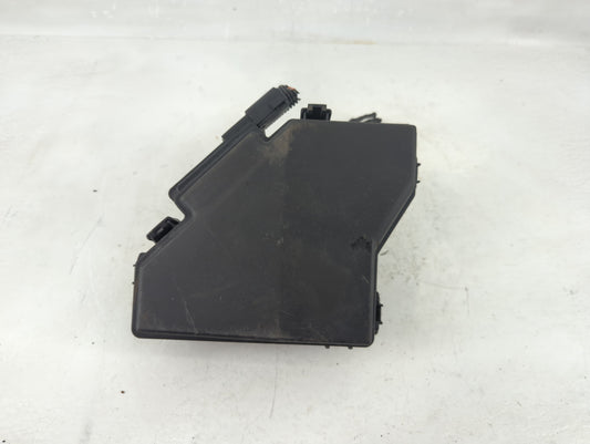 2007-2011 Honda Cr-V Fusebox Fuse Box Panel Relay Module P/N:SWA-0030 Fits Fits 2007 2008 2009 2010 2011 OEM Used Auto Parts