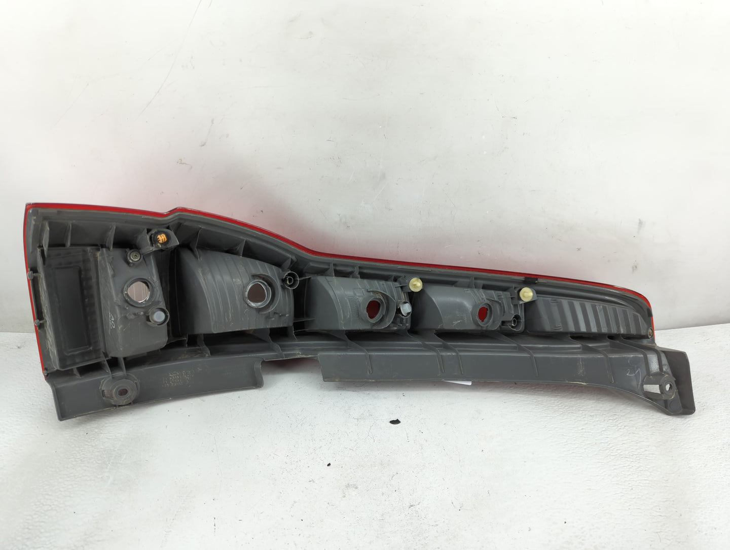2007-2011 Honda Cr-V Tail Light Assembly Passenger Right OEM P/N:P6206 Fits Fits 2007 2008 2009 2010 2011 OEM Used Auto Part