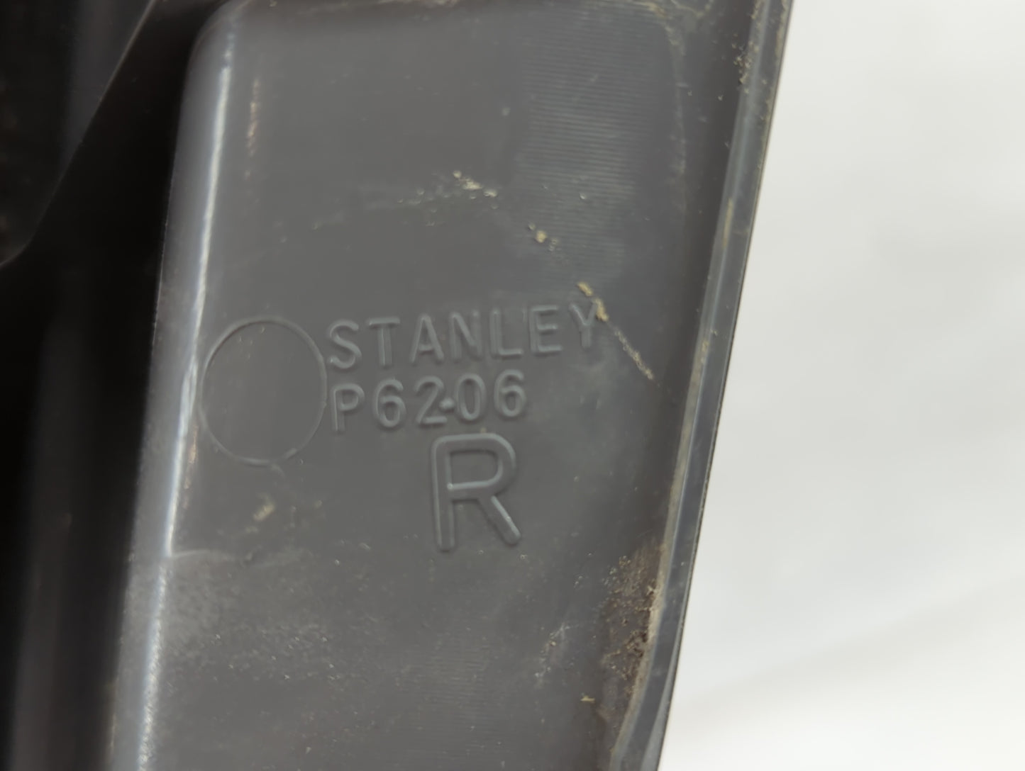 2007-2011 Honda Cr-V Tail Light Assembly Passenger Right OEM P/N:P6206 Fits Fits 2007 2008 2009 2010 2011 OEM Used Auto Part