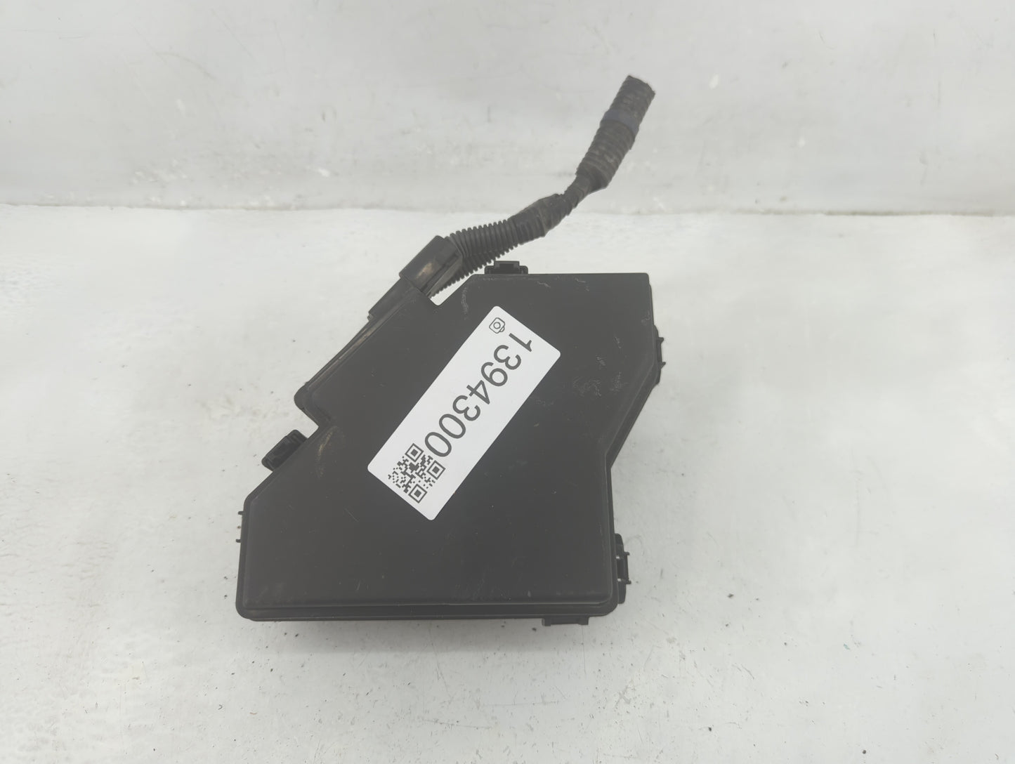 2007-2011 Honda Cr-V Fusebox Fuse Box Panel Relay Module Fits Fits 2007 2008 2009 2010 2011 OEM Used Auto Parts - Oemusedaut