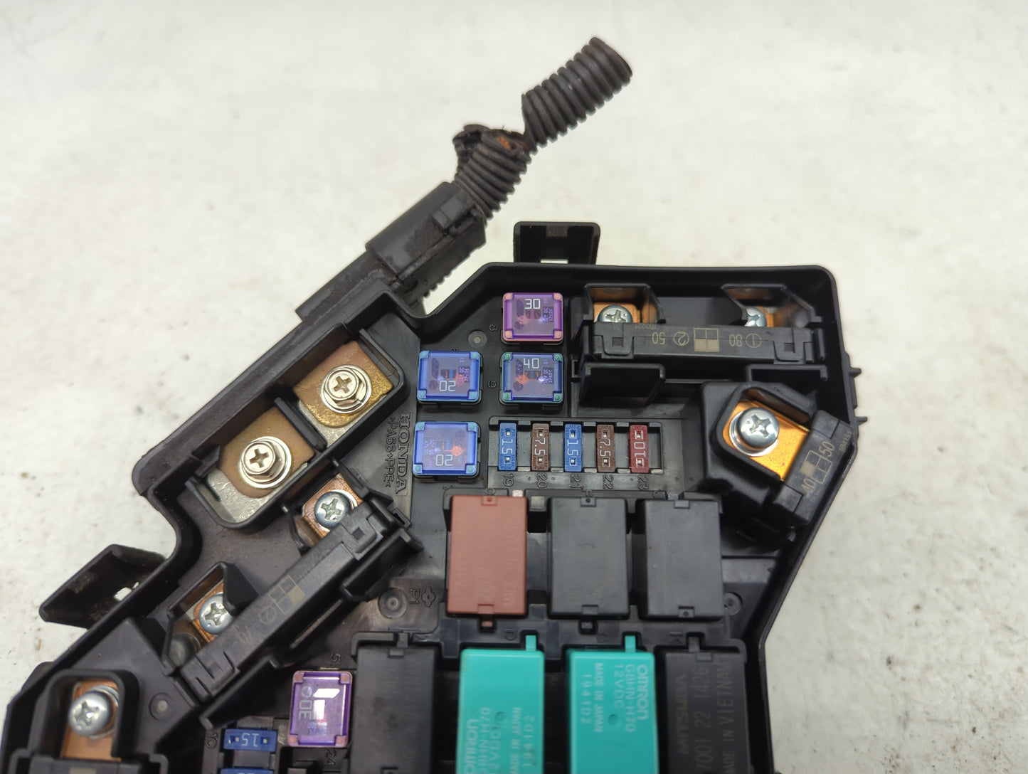 2007-2011 Honda Cr-V Fusebox Fuse Box Panel Relay Module Fits Fits 2007 2008 2009 2010 2011 OEM Used Auto Parts - Oemusedaut
