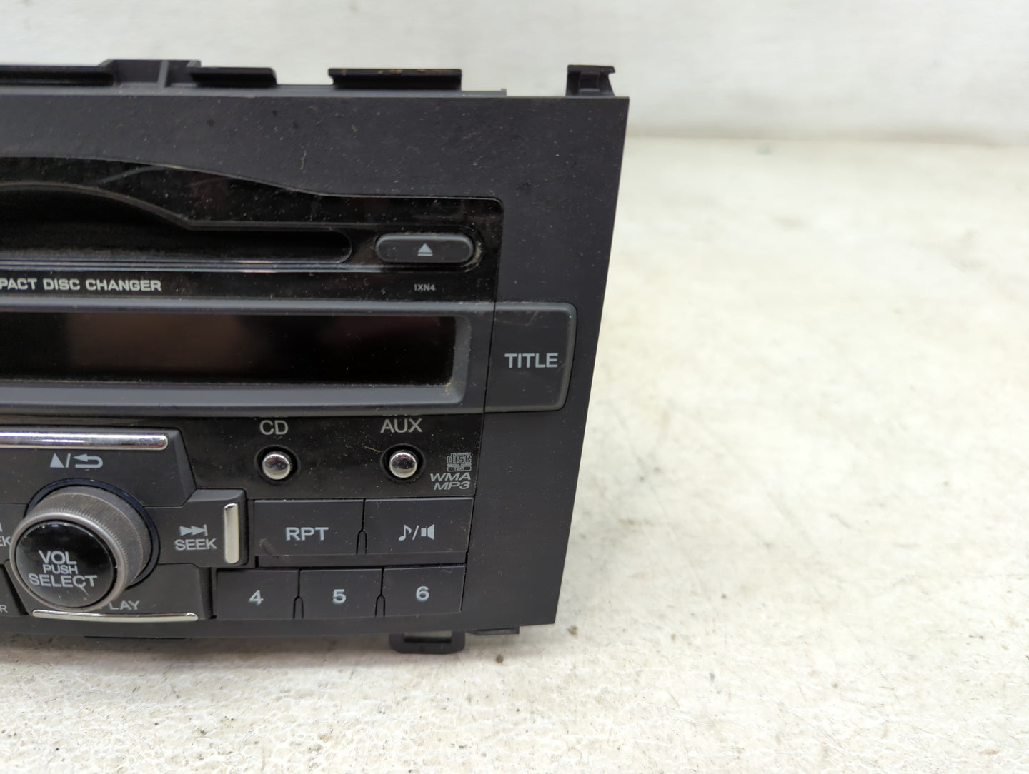 2011 Honda Cr-V Radio AM FM Cd Player Receiver Replacement P/N:39100-SWA-A011-M1 CQ-EH7962VT Fits OEM Used Auto Parts - Oemu