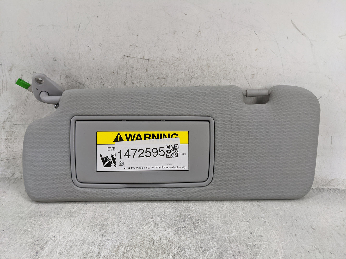 2010-2011 Honda Cr-V Sun Visor Shade Replacement Driver Left Mirror Fits Fits 2010 2011 OEM Used Auto Parts - Oemusedautopar