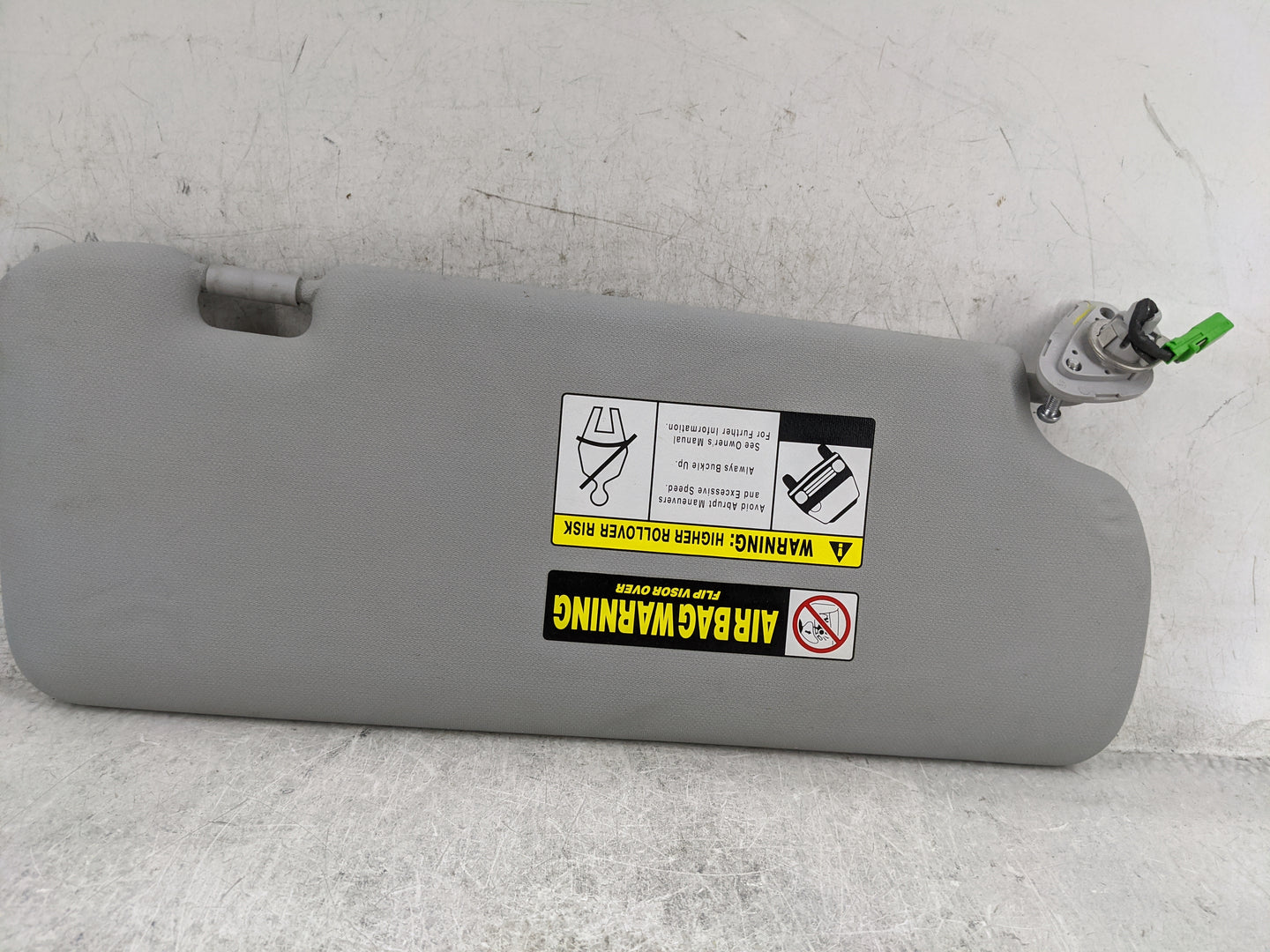 2010-2011 Honda Cr-V Sun Visor Shade Replacement Driver Left Mirror Fits Fits 2010 2011 OEM Used Auto Parts - Oemusedautopar