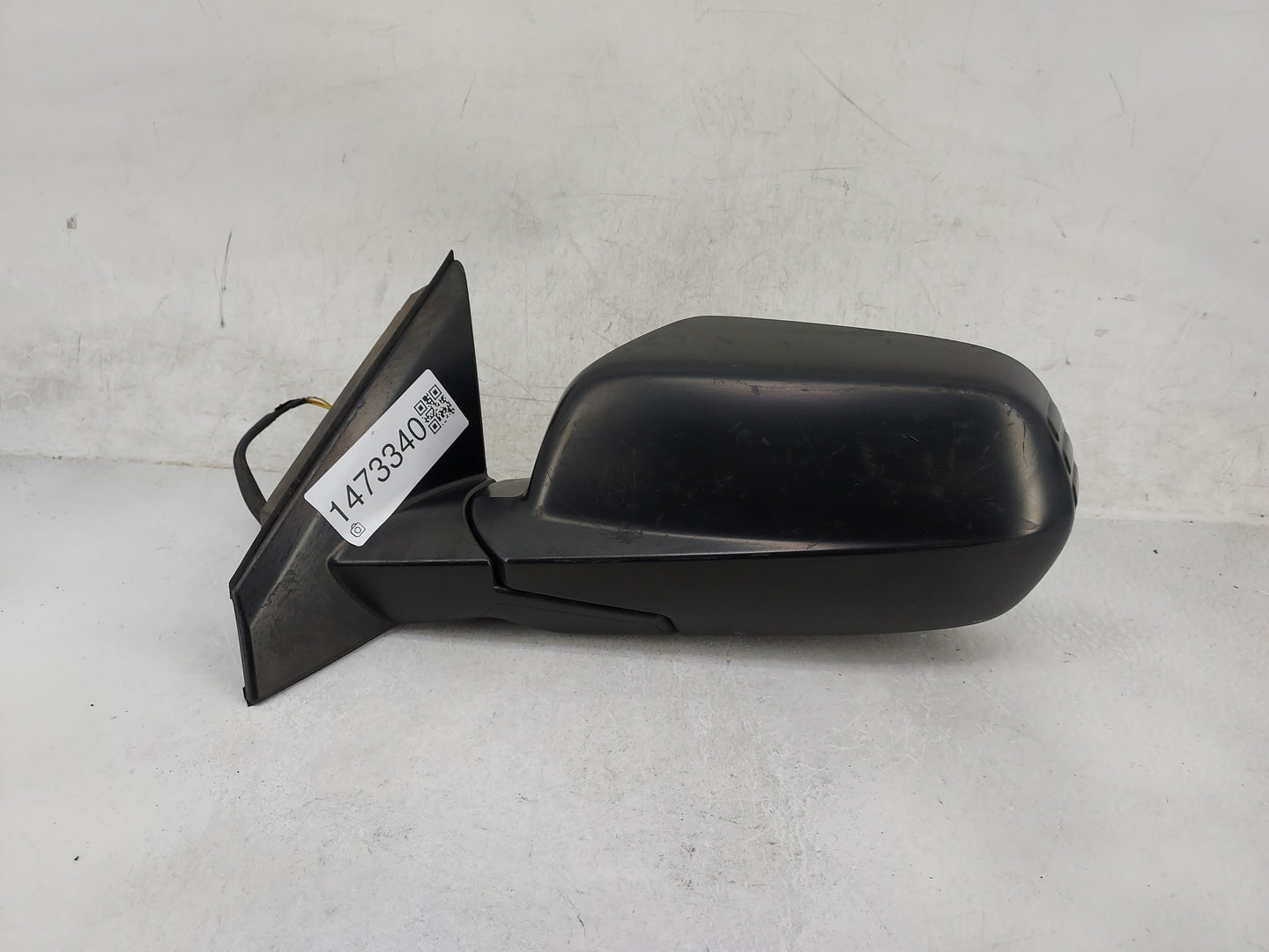 2007-2011 Honda Cr-V Driver Side View Mirror - Left Door Mirror OEM Used - Oemusedautoparts1.com