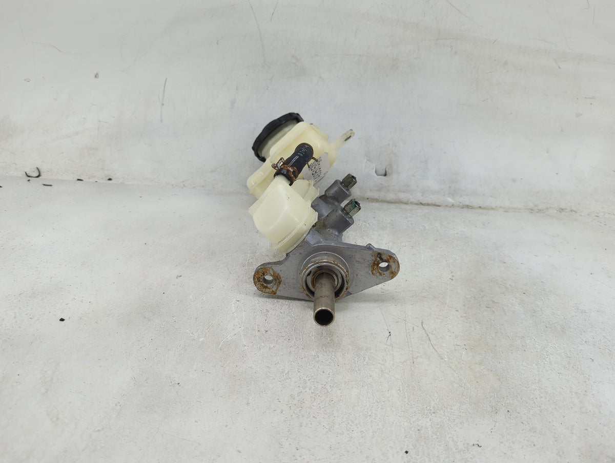 2007-2011 Honda Cr-v Brake Master Cylinder 1490515 - Oemusedautoparts1.com