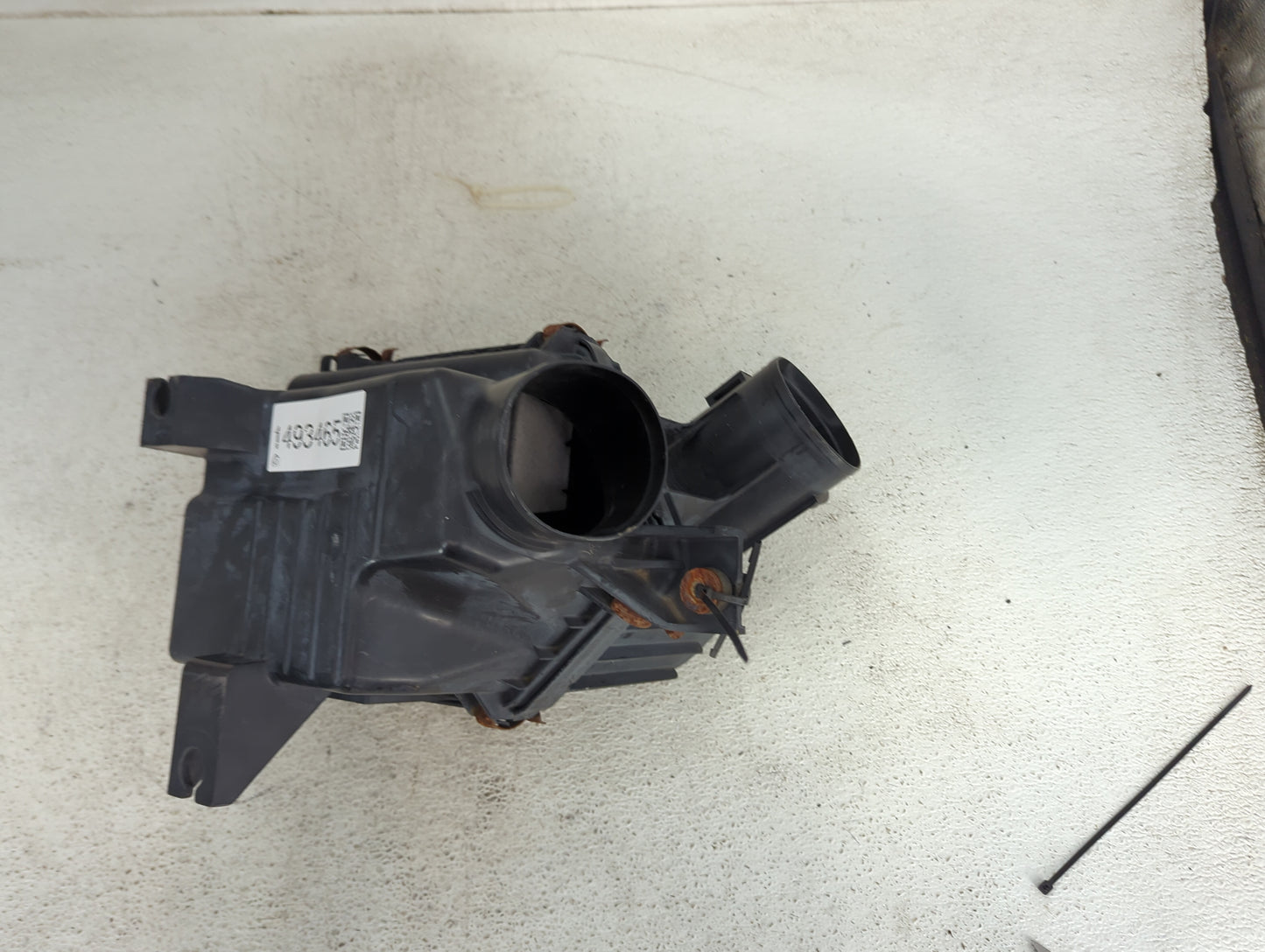 2010-2011 Honda Cr-v Air Cleaner Intake-duct Hose Tube 1493465 - Oemusedautoparts1.com