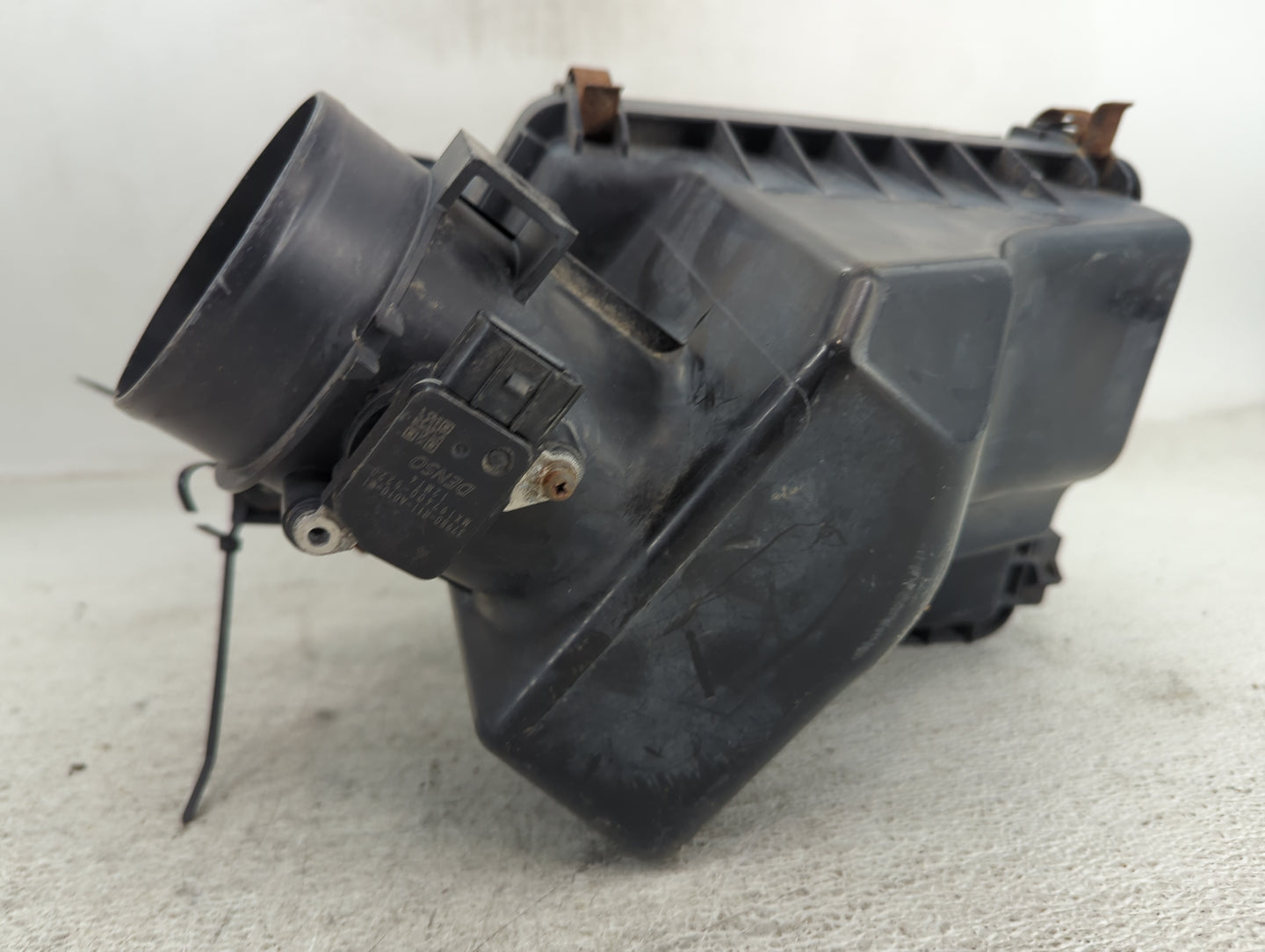 2010-2011 Honda Cr-v Air Cleaner Intake-duct Hose Tube 1493465 - Oemusedautoparts1.com