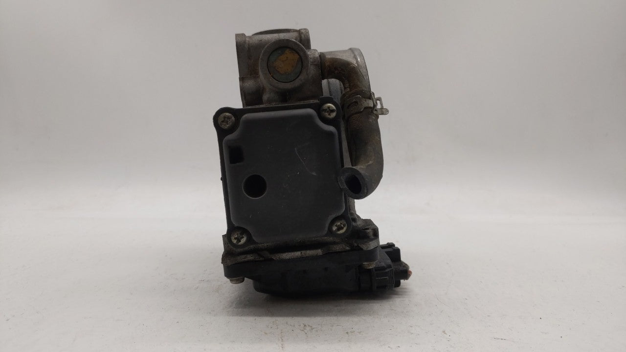 2010-2013 Honda Cr-V Throttle Body P/N:GMD7E GME1A Fits Fits 2010 2011 2012 2013 2014 OEM Used Auto Parts - Oemusedautoparts