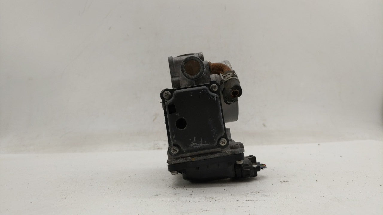 2010-2013 Honda Cr-V Throttle Body P/N:GMD7E GME1A Fits Fits 2010 2011 2012 2013 2014 OEM Used Auto Parts - Oemusedautoparts