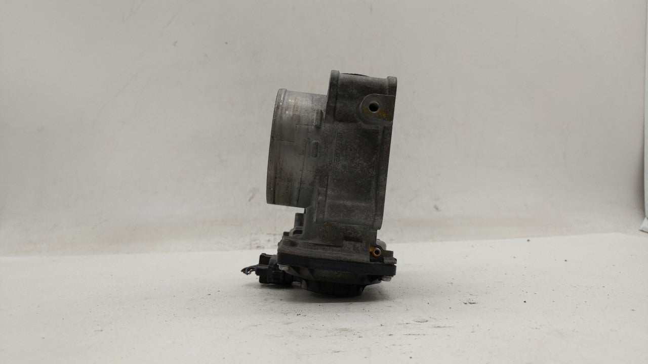 2010-2013 Honda Cr-V Throttle Body P/N:GMD7E GME1A Fits Fits 2010 2011 2012 2013 2014 OEM Used Auto Parts - Oemusedautoparts