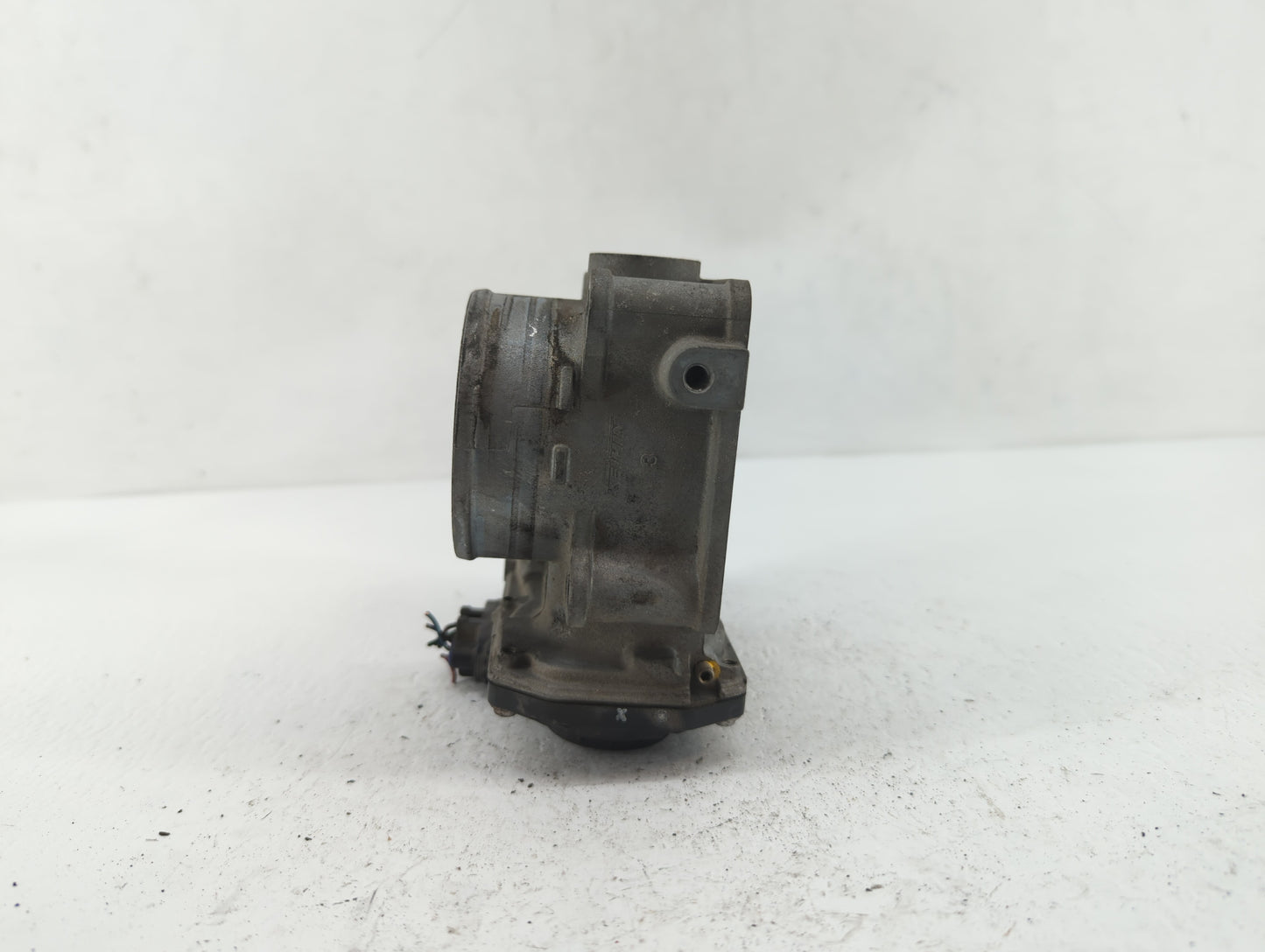 2010-2013 Honda Cr-V Throttle Body P/N:526-01 RME60-15, 141002P07H, GMD7E, GME1A Fits Fits 2010 2011 2012 2013 2014 OEM Used