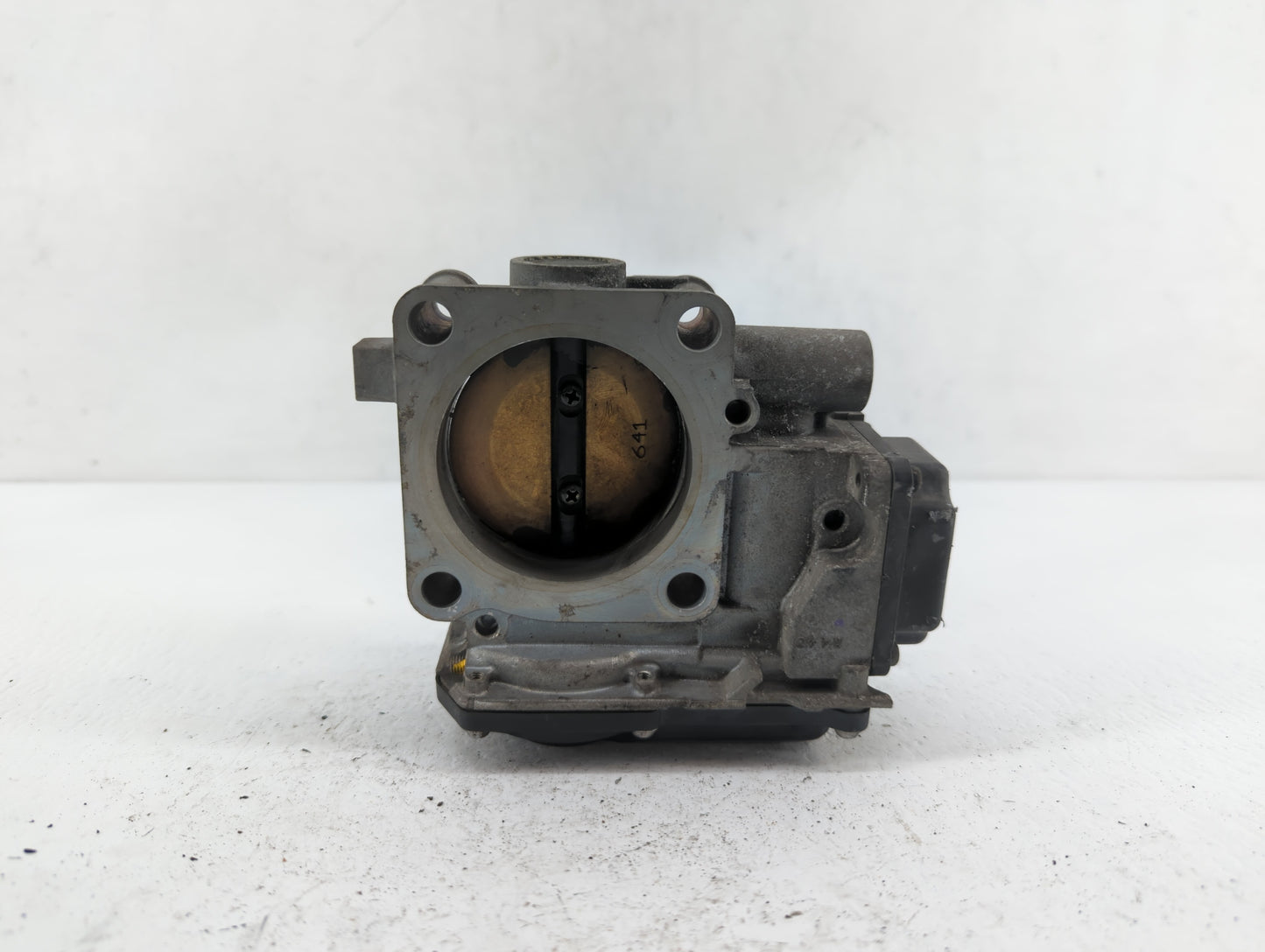 2010-2013 Honda Cr-V Throttle Body P/N:526-01 RME60-15, 141002P07H, GMD7E, GME1A Fits Fits 2010 2011 2012 2013 2014 OEM Used