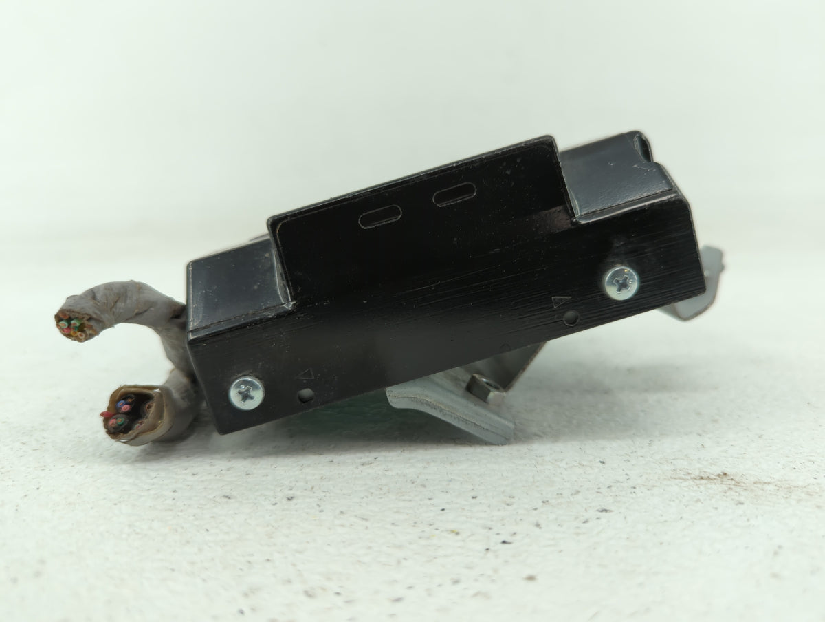 2007-2011 Honda Cr-v Am Fm Cd Player Radio Receiver 413527 - Oemusedautoparts1.com
