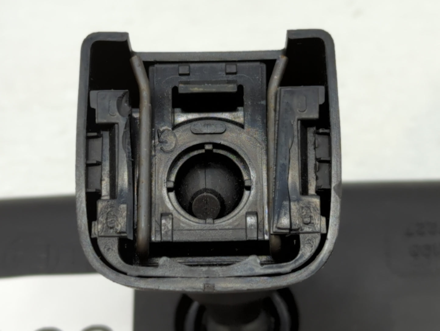 2005-2016 Honda Cr-V Interior Rear View Mirror Replacement OEM P/N:A047171 Ie4 03 2198 Fits OEM Used Auto Parts - Oemusedaut