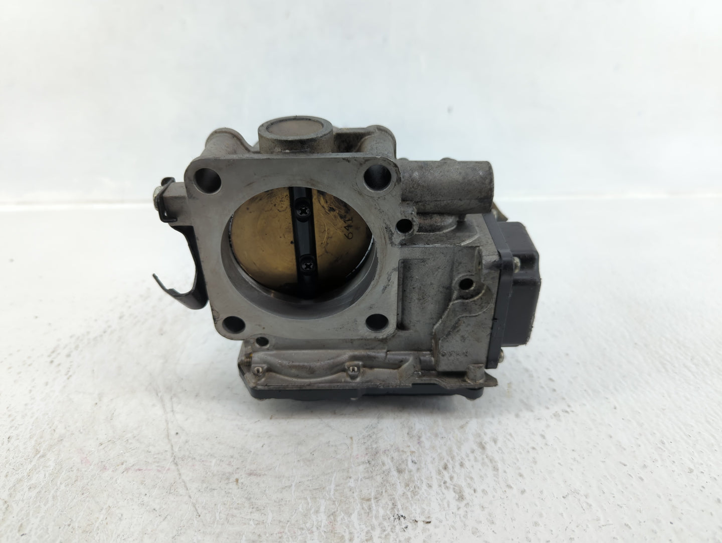 2010-2014 Honda Cr-V Throttle Body P/N:GMD7E Fits Fits 2010 2011 2012 2013 2014 2015 OEM Used Auto Parts - Oemusedautoparts1