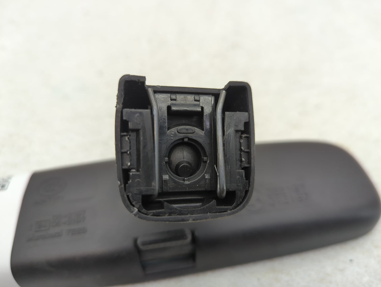 2005-2016 Honda Cr-V Interior Rear View Mirror Replacement OEM P/N:E4032197 Fits OEM Used Auto Parts - Oemusedautoparts1.com