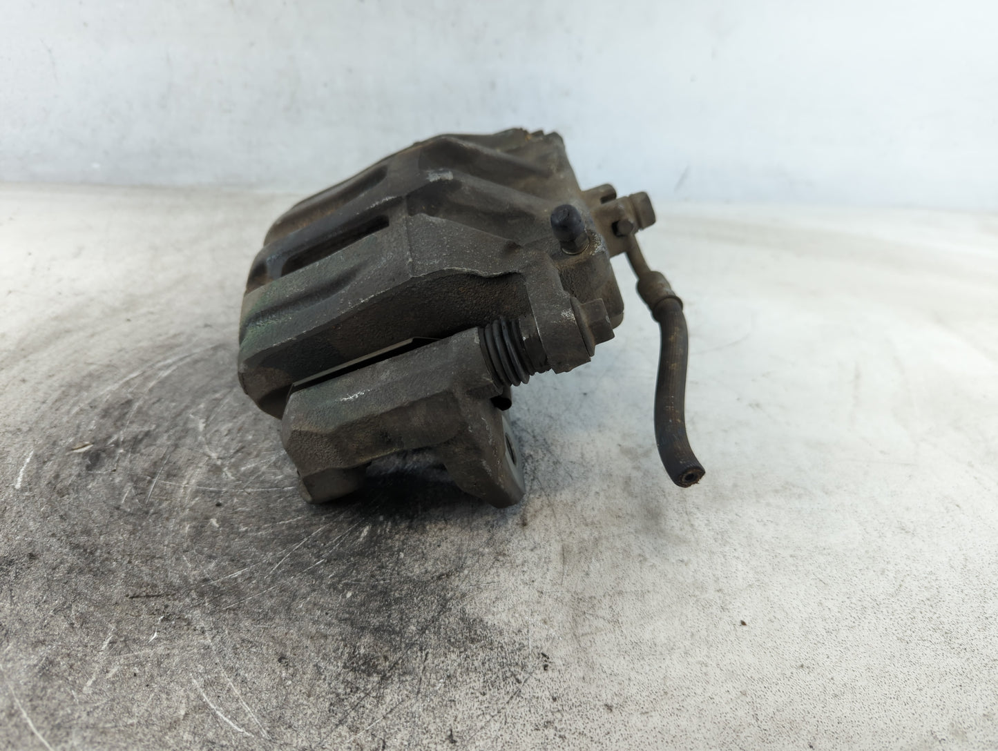 2007-2011 Honda Cr-v Front Driver Left Brake Caliper 699879 - Oemusedautoparts1.com