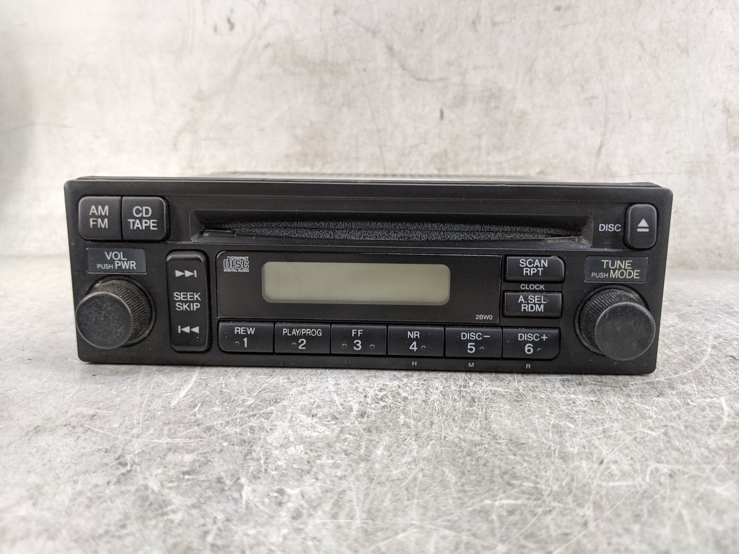 2003-2011 Honda Element Radio AM FM Cd Player Receiver Replacement P/N:39100-SCV-C010-M MF711AC Fits OEM Used Auto Parts - O