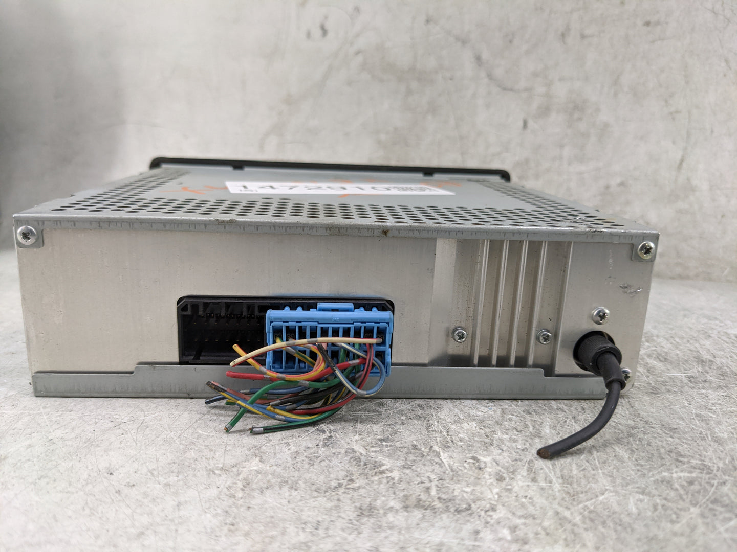 2003-2011 Honda Element Radio AM FM Cd Player Receiver Replacement P/N:39100-SCV-C010-M MF711AC Fits OEM Used Auto Parts - O
