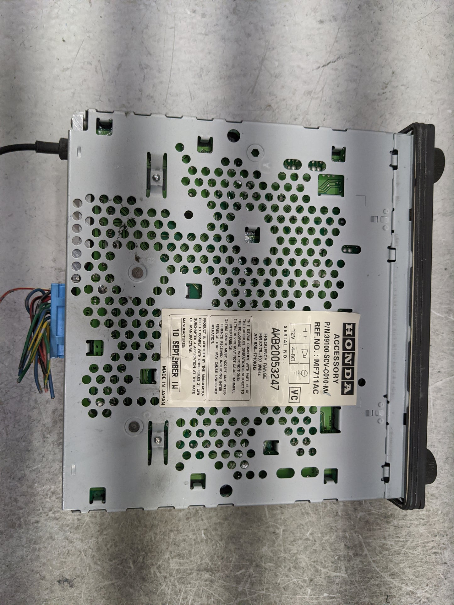 2003-2011 Honda Element Radio AM FM Cd Player Receiver Replacement P/N:39100-SCV-C010-M MF711AC Fits OEM Used Auto Parts - O