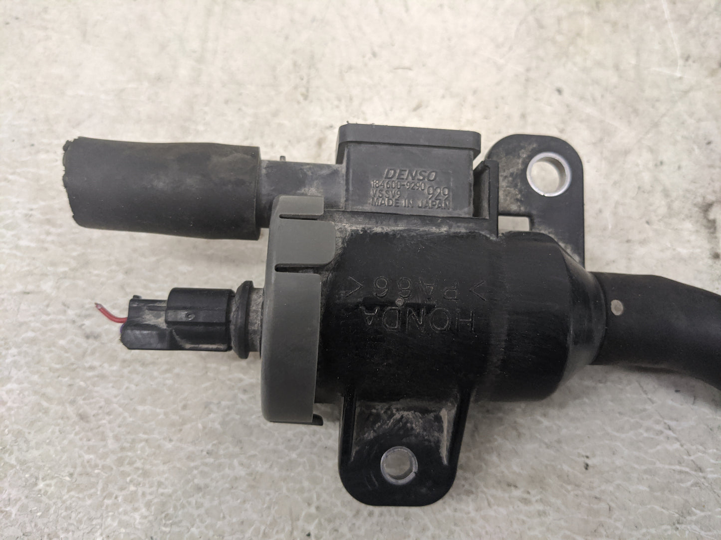 2011 Honda Fit Fuel Vapor Charcoal Canister - Oemusedautoparts1.com