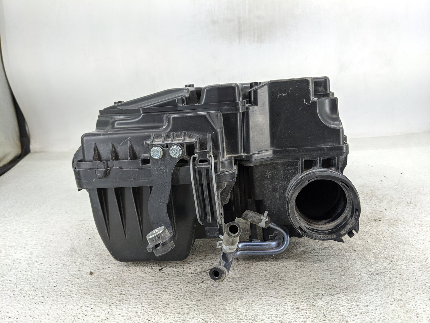 2011 Honda Fit Air Cleaner Intake-duct Hose Tube - Oemusedautoparts1.com