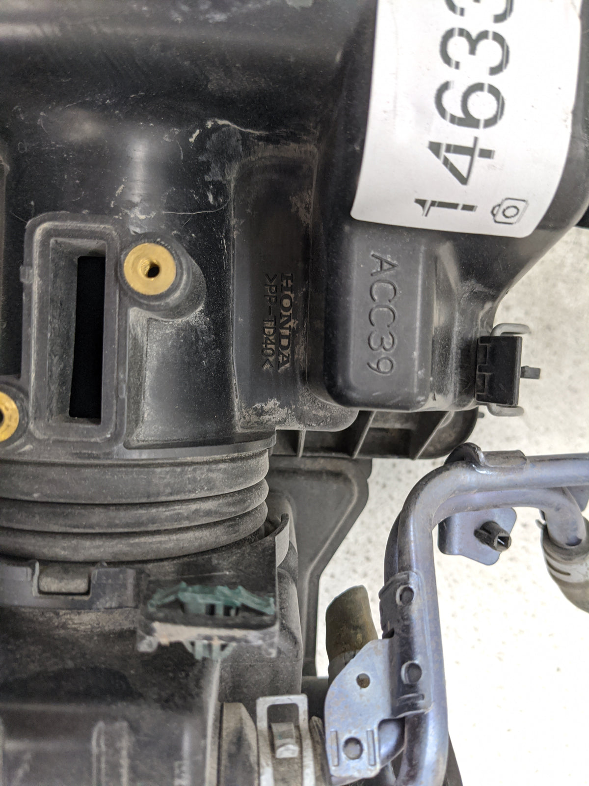 2011 Honda Fit Air Cleaner Intake-duct Hose Tube - Oemusedautoparts1.com