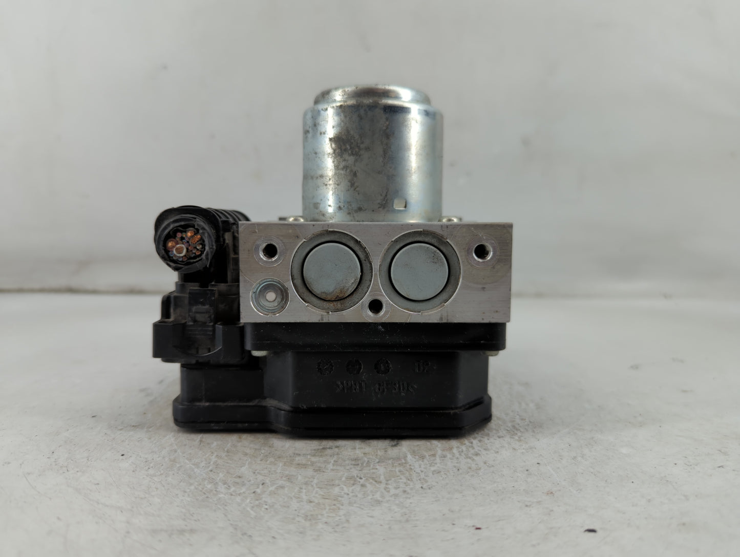 2009-2011 Honda Fit ABS Pump Control Module Replacement P/N:C67G K6VAB, 1D27A-0596 Fits Fits 2009 2010 2011 OEM Used Auto Pa