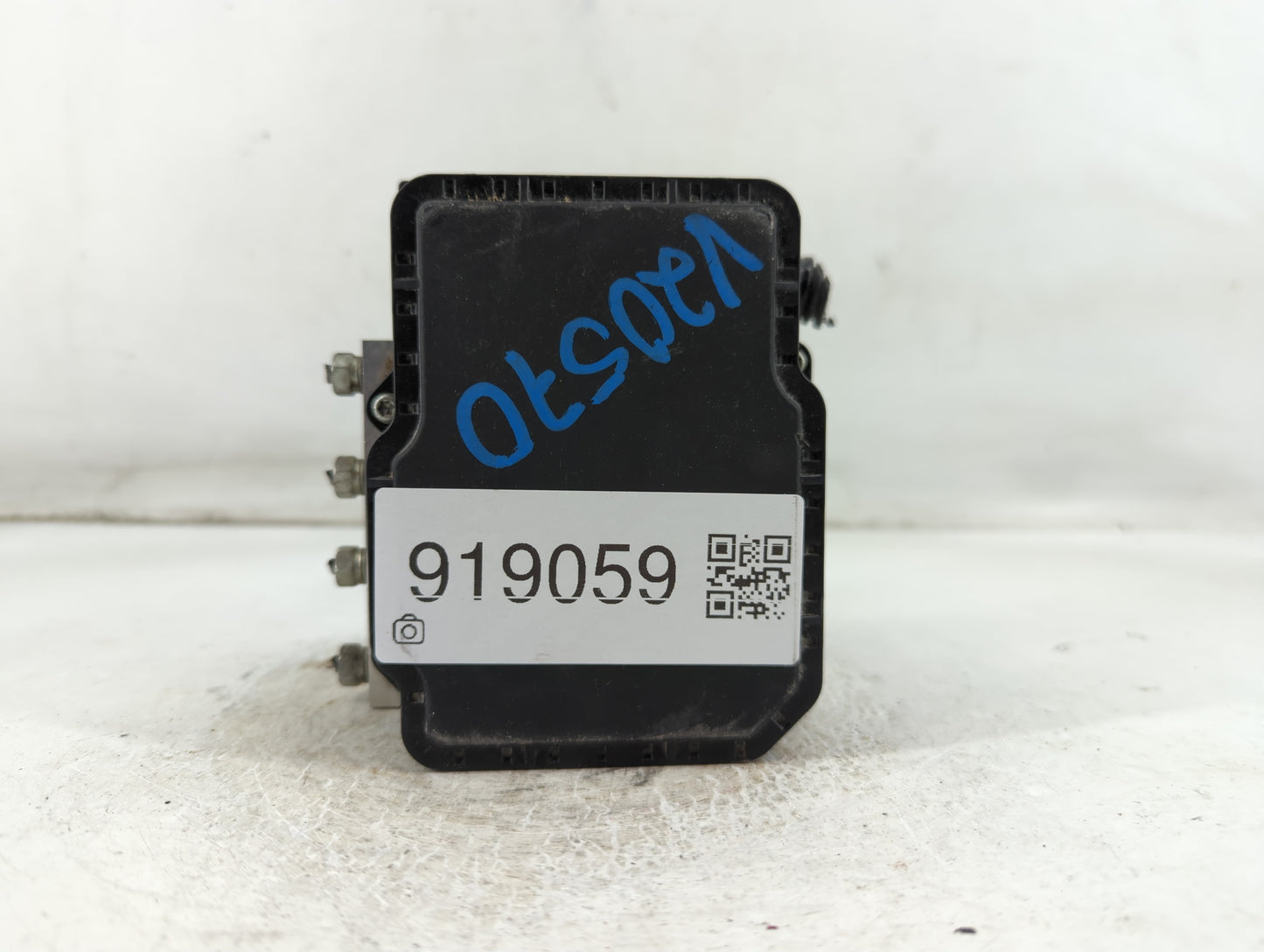 2009-2011 Honda Fit ABS Pump Control Module Replacement P/N:C67G K6VAB, 1D27A-0596 Fits Fits 2009 2010 2011 OEM Used Auto Pa