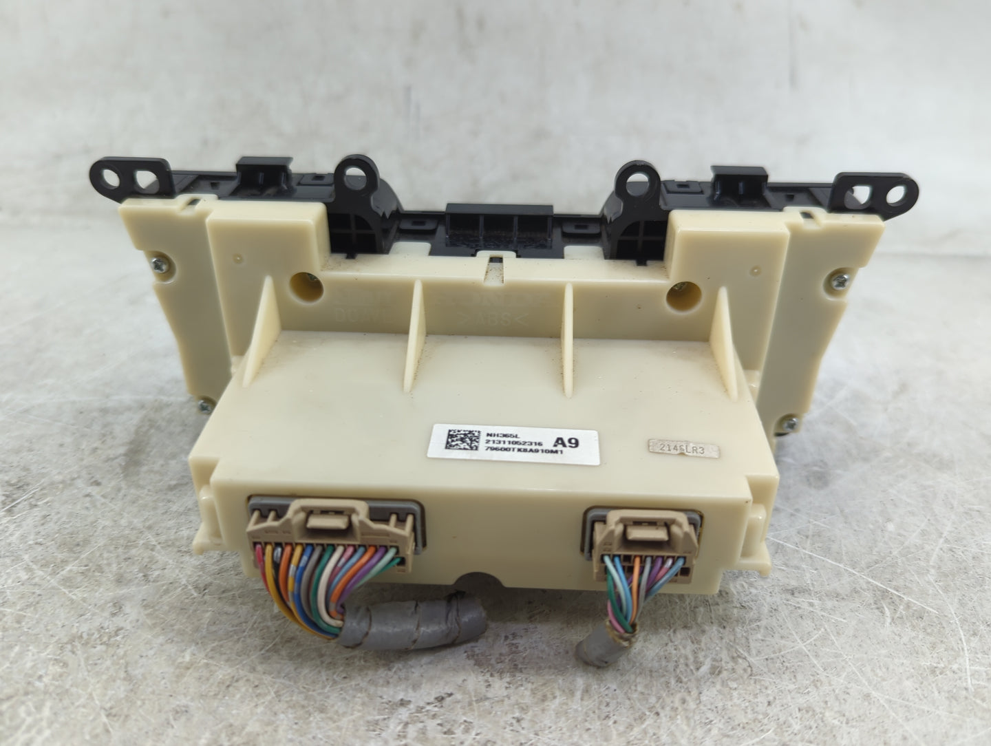 2011-2017 Honda Odyssey Climate Control Module Temperature AC/Heater Replacement P/N:79600TK8A910M1 Fits OEM Used Auto Parts