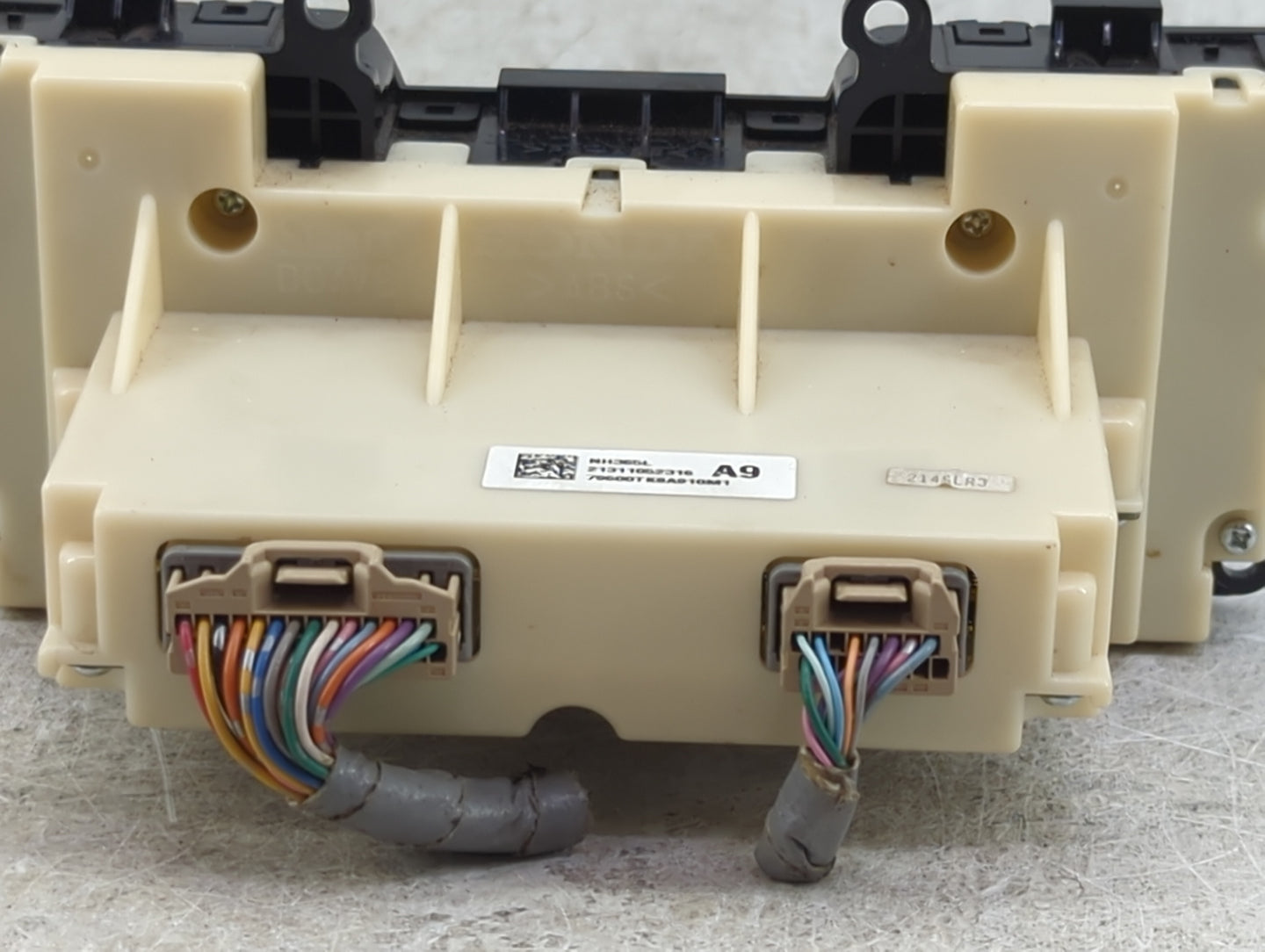 2011-2017 Honda Odyssey Climate Control Module Temperature AC/Heater Replacement P/N:79600TK8A910M1 Fits OEM Used Auto Parts