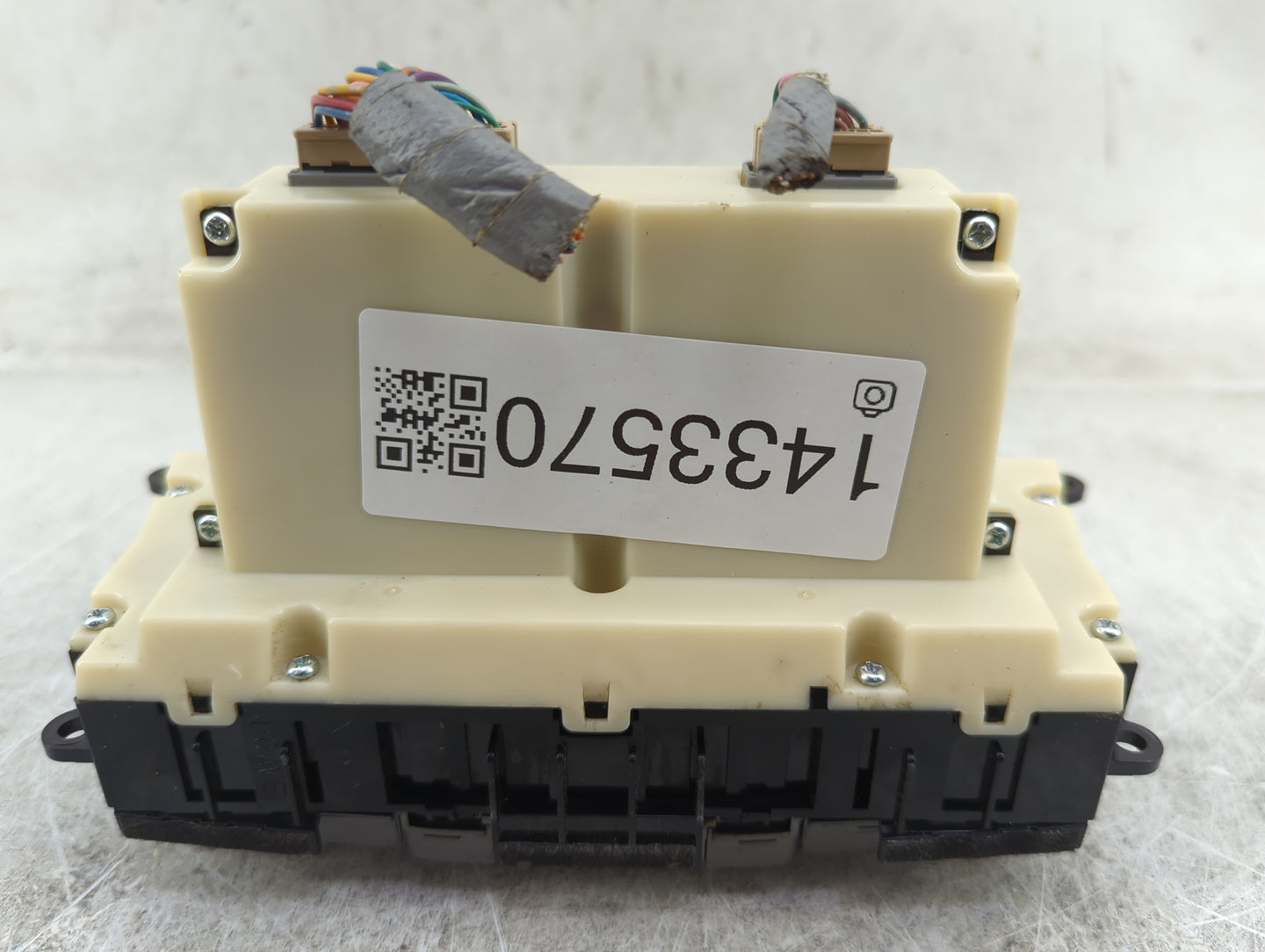2011-2017 Honda Odyssey Climate Control Module Temperature AC/Heater Replacement P/N:79600TK8A910M1 Fits OEM Used Auto Parts
