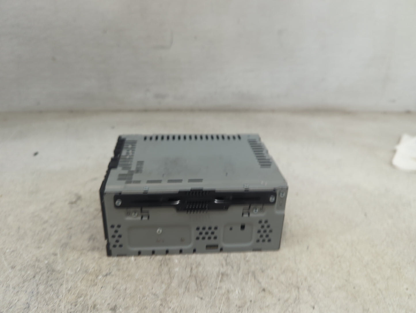 2011 Honda Odyssey Radio AM FM Cd Player Receiver Replacement P/N:GJ6T-19C107-DC Fits OEM Used Auto Parts - Oemusedautoparts