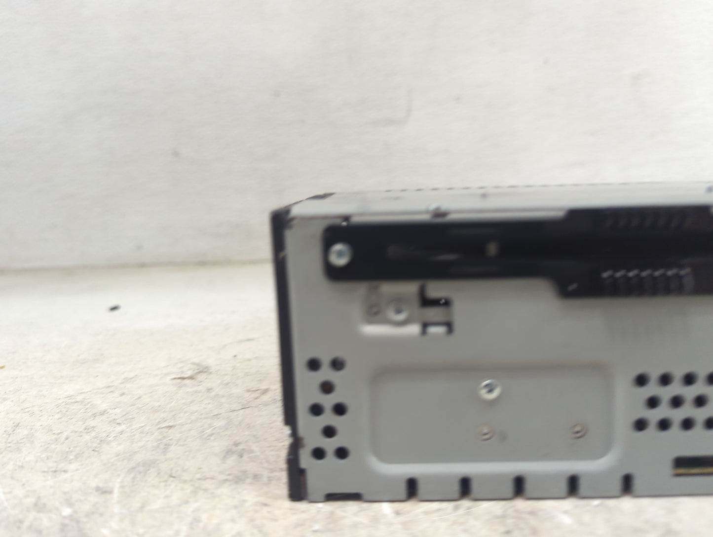 2011 Honda Odyssey Radio AM FM Cd Player Receiver Replacement P/N:GJ6T-19C107-DC Fits OEM Used Auto Parts - Oemusedautoparts