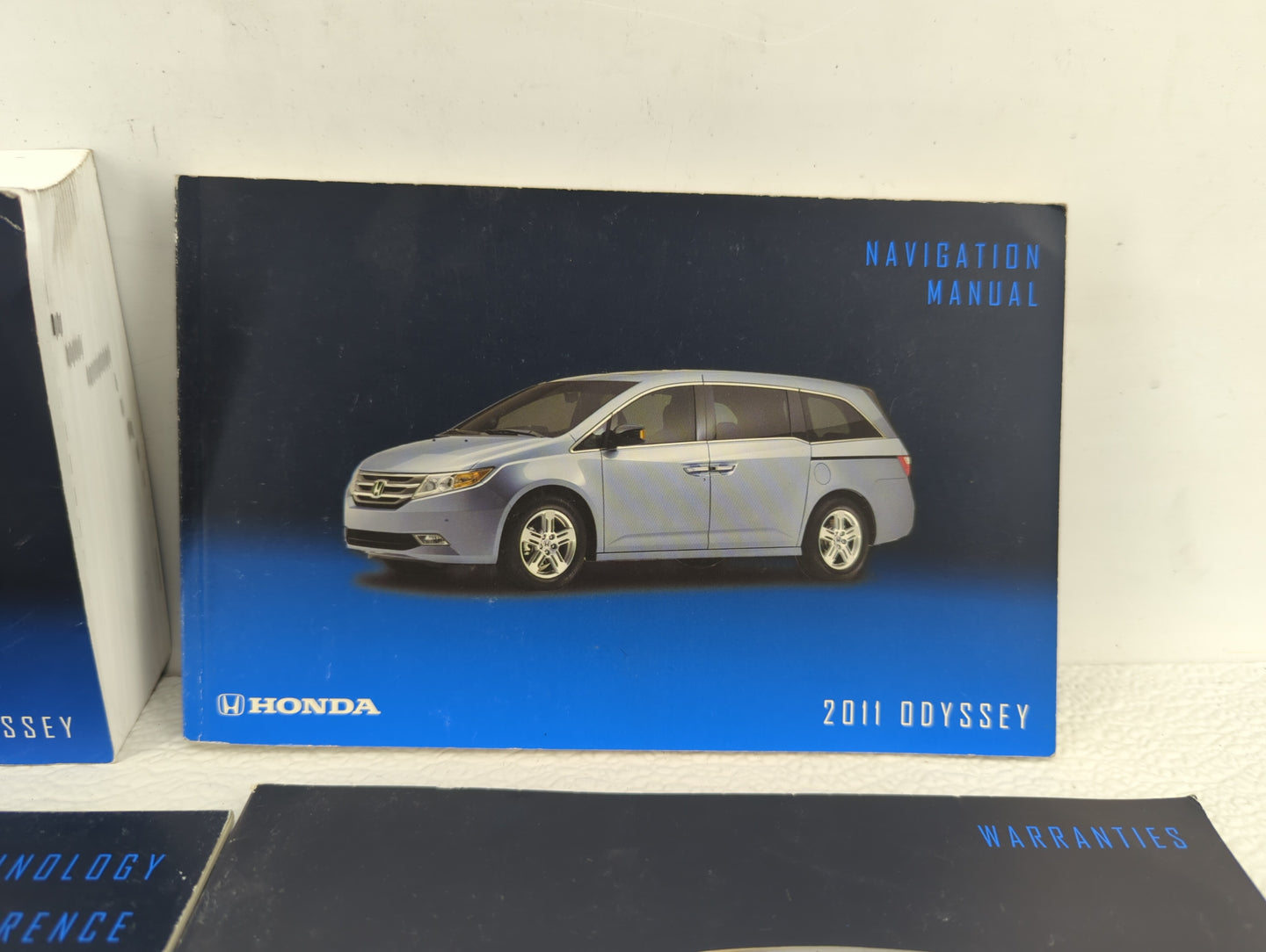 2011 Honda Odyssey Owners Manual Book Guide OEM Used Auto Parts - Oemusedautoparts1.com