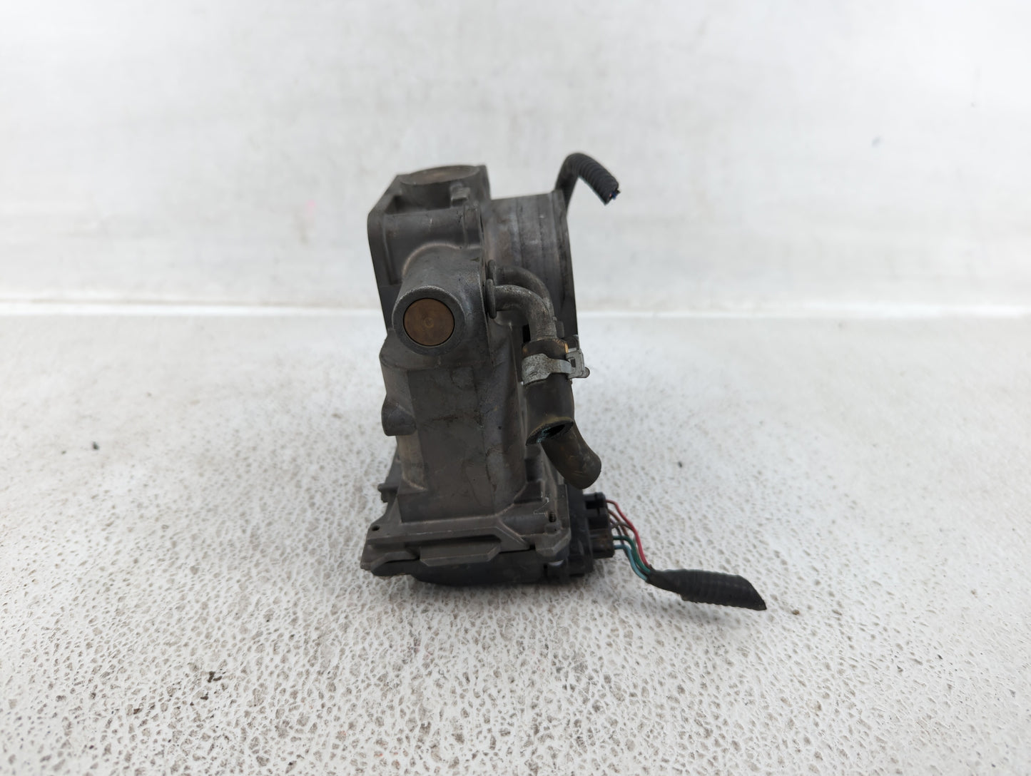 2011-2017 Honda Odyssey Throttle Body P/N:U31990303393 Fits Fits 2009 2010 2011 2012 2013 2014 2015 2016 2017 OEM Used Auto 