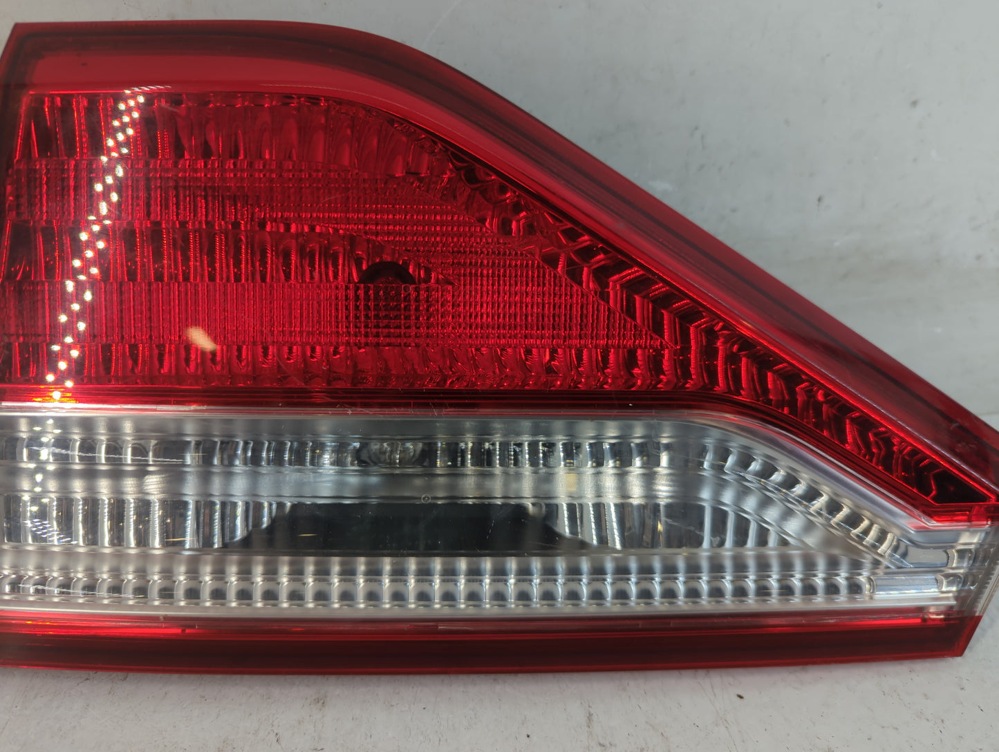 2011-2013 Honda Odyssey Tail Light Assembly Passenger Right OEM P/N:949 313 Fits Fits 2011 2012 2013 OEM Used Auto Parts - O